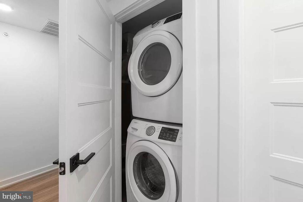 719 N 16TH STREET Unit: 4