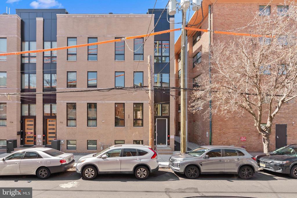 722 S 17TH STREET Unit: 7