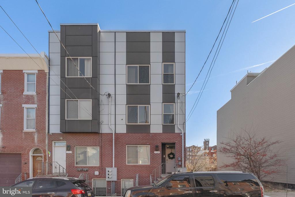 1753 N MARSHALL STREET Unit: B