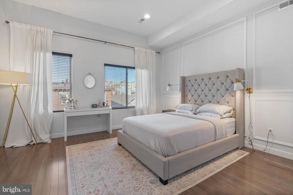 1753 N MARSHALL STREET Unit: B