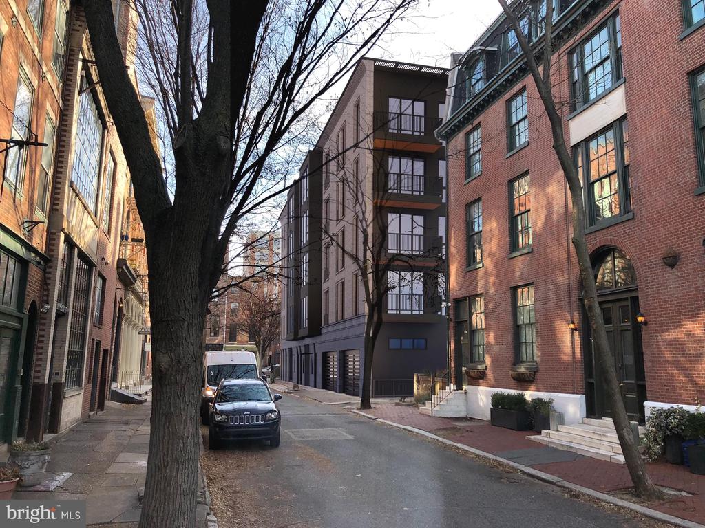 130 N 3RD STREET Unit: 2