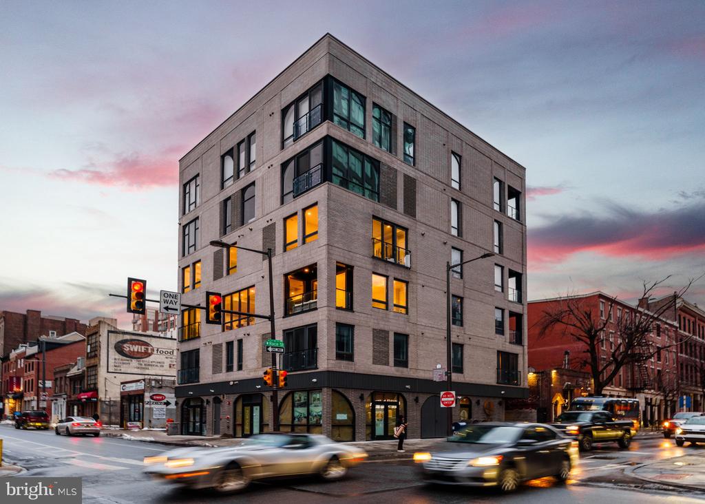 160 N 2ND STREET Unit: 3R