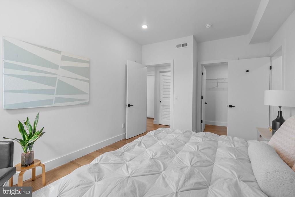 1501 N 31ST STREET Unit: PH17