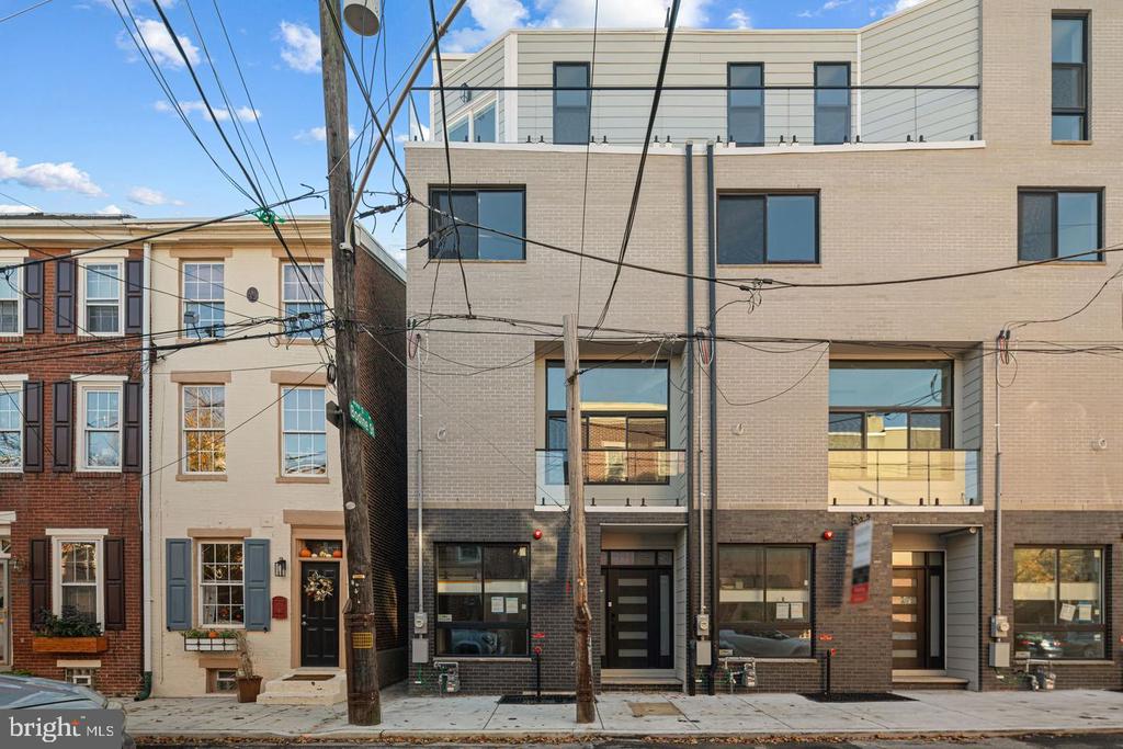 244 MONTROSE STREET