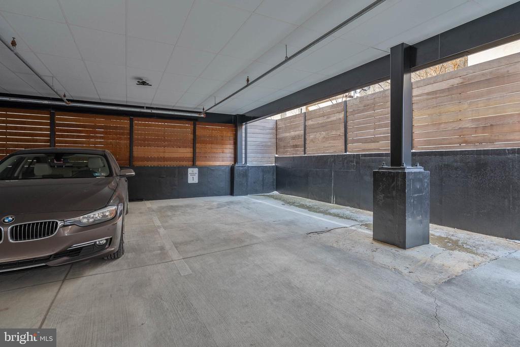 1723 FRANCIS STREET Unit: 3E