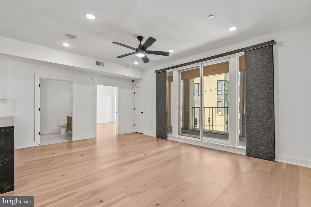 1723 FRANCIS STREET Unit: 3E