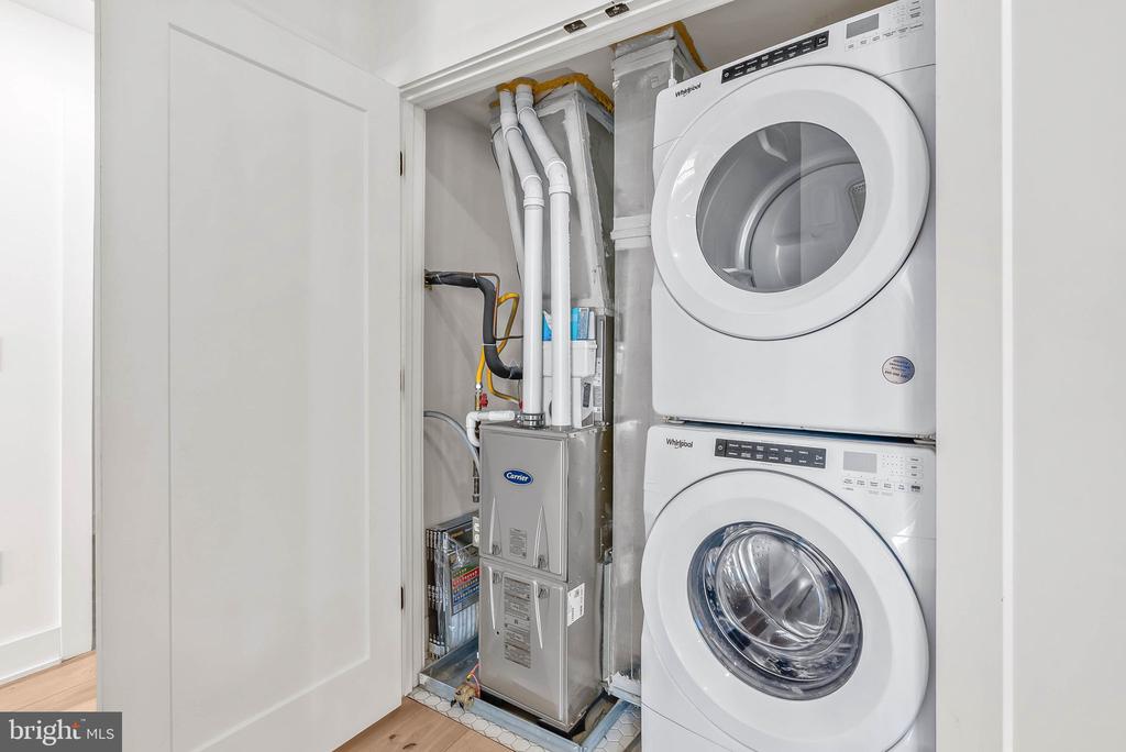 1723 FRANCIS STREET Unit: 3E