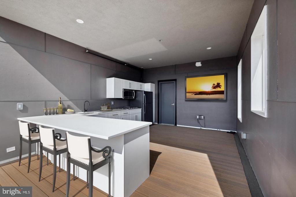 1501 N 31ST STREET Unit: PH12