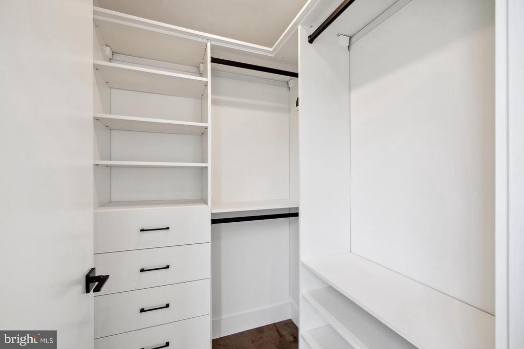 1501 N 31ST STREET Unit: PH12