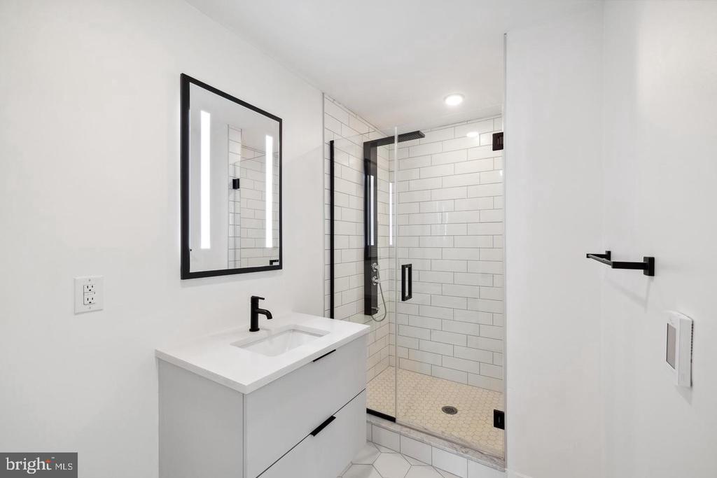 1501 N 31ST STREET Unit: PH12