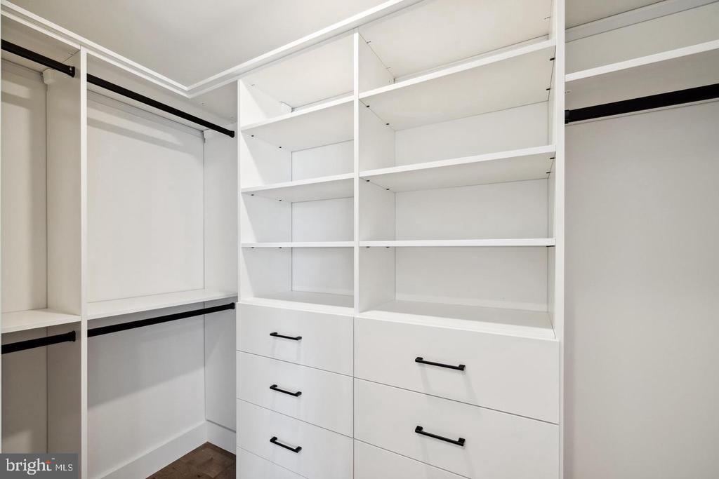 1501 N 31ST STREET Unit: PH12