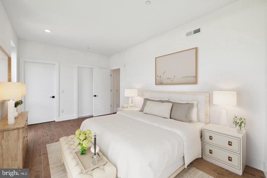 1501 N 31ST STREET Unit: PH12