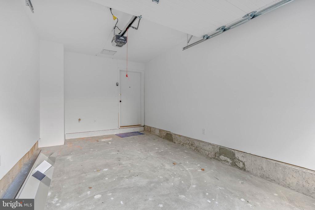 635 N 7TH STREET Unit: B7B