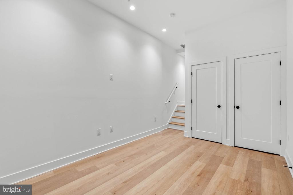 635 N 7TH STREET Unit: B7B