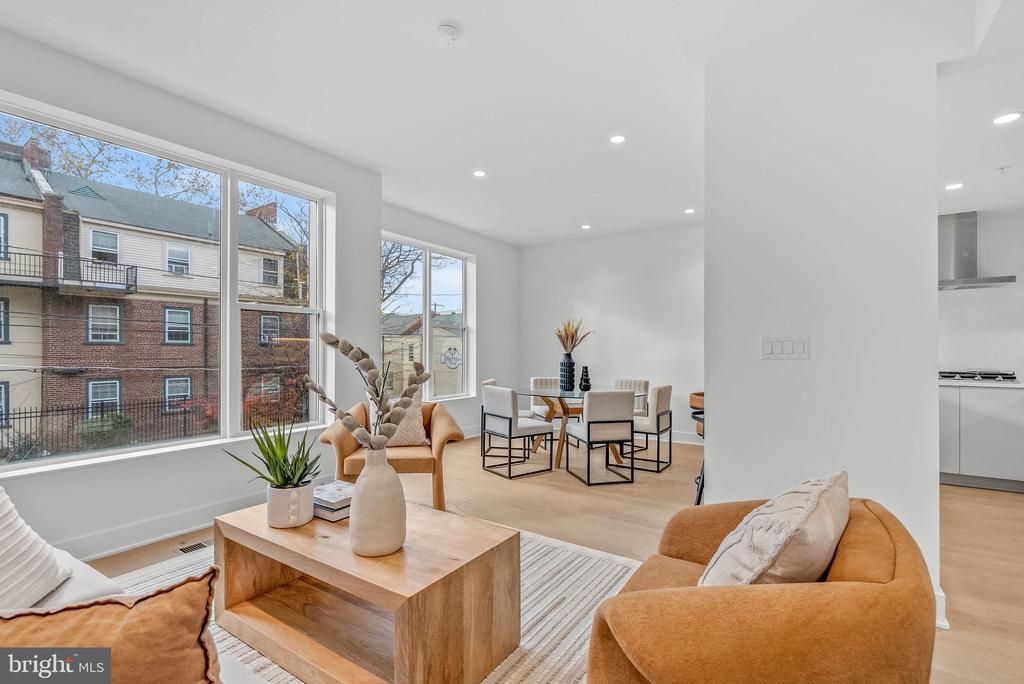 637 N 7TH STREET Unit: C4B