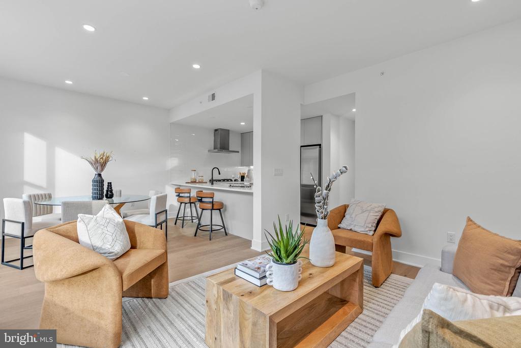 637 N 7TH STREET Unit: C4B