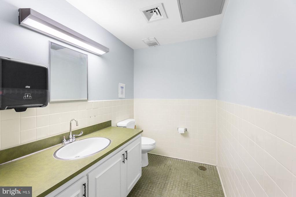 1209 Coastal Hwy #9