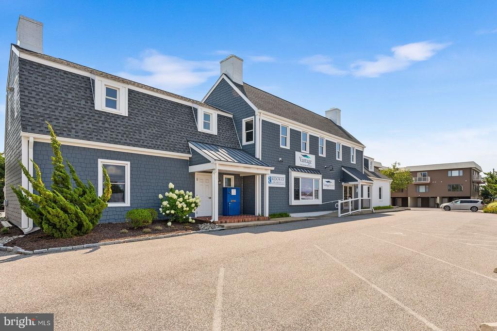 1209 Coastal Hwy #9