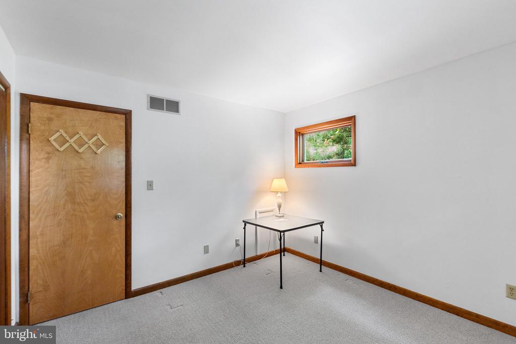 5 Kent Ave