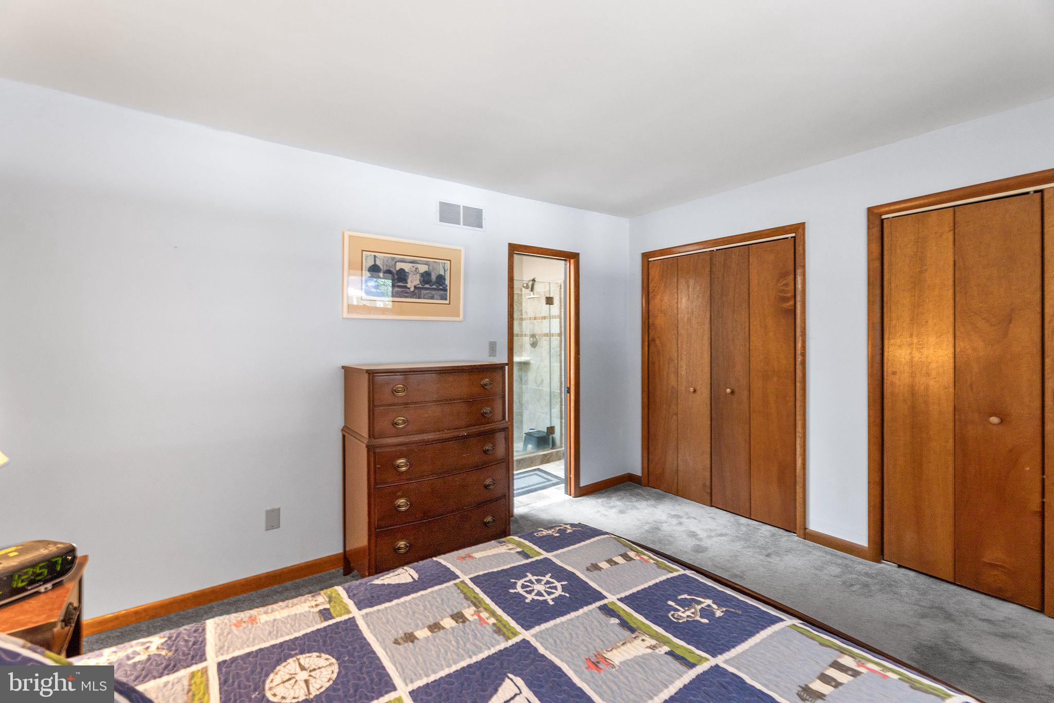 5 Kent Ave