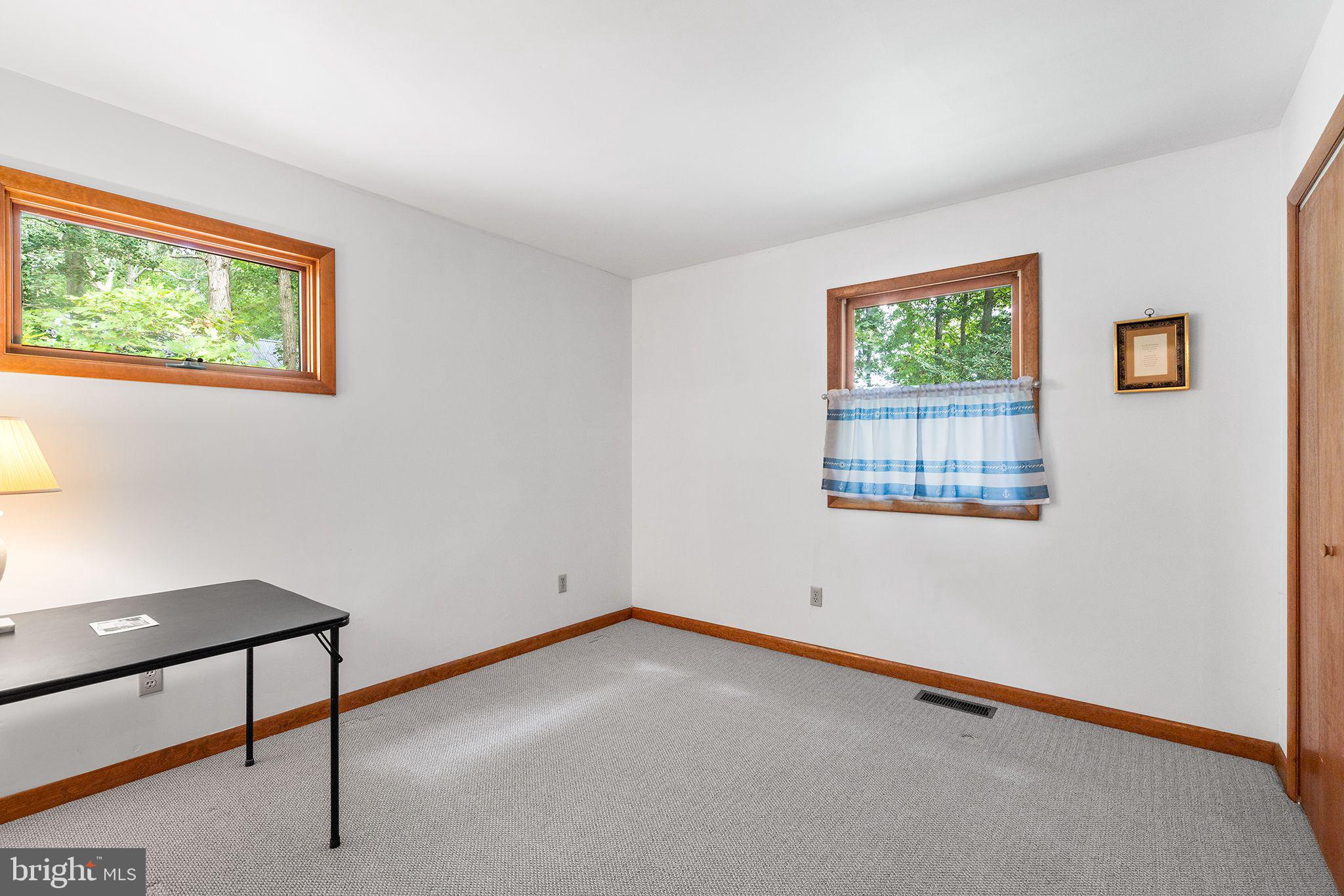5 Kent Ave