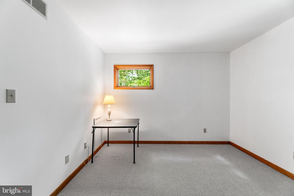 5 Kent Ave