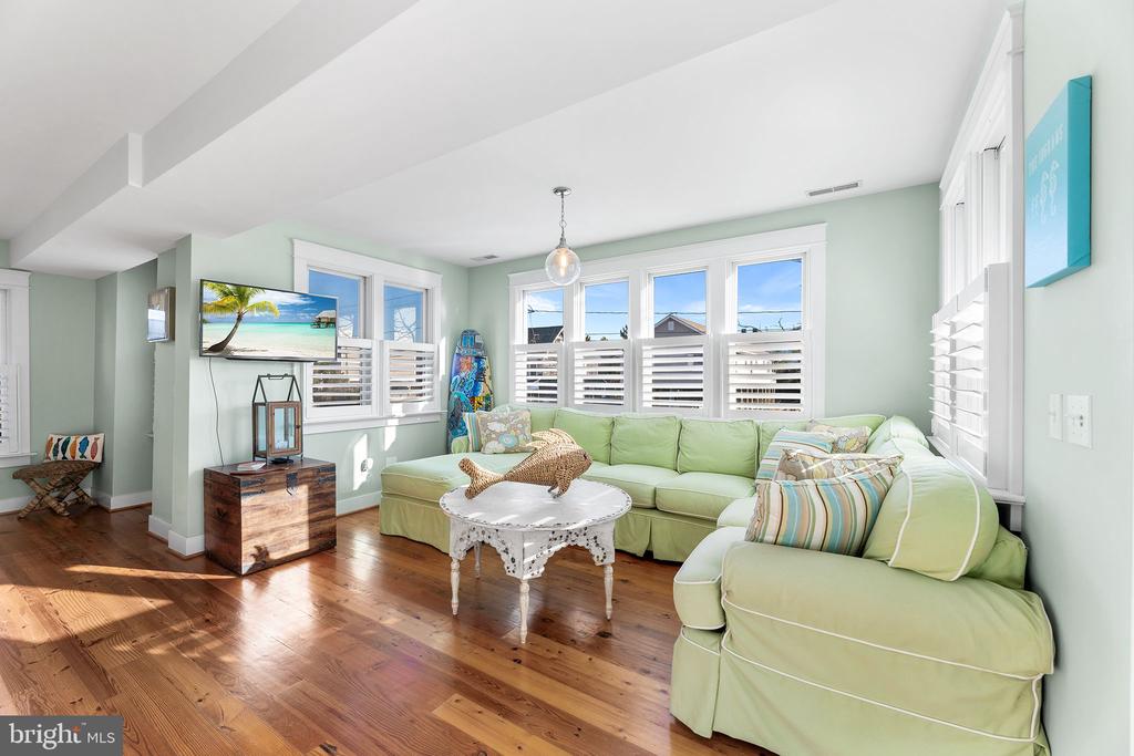 41 N Atlantic Ave