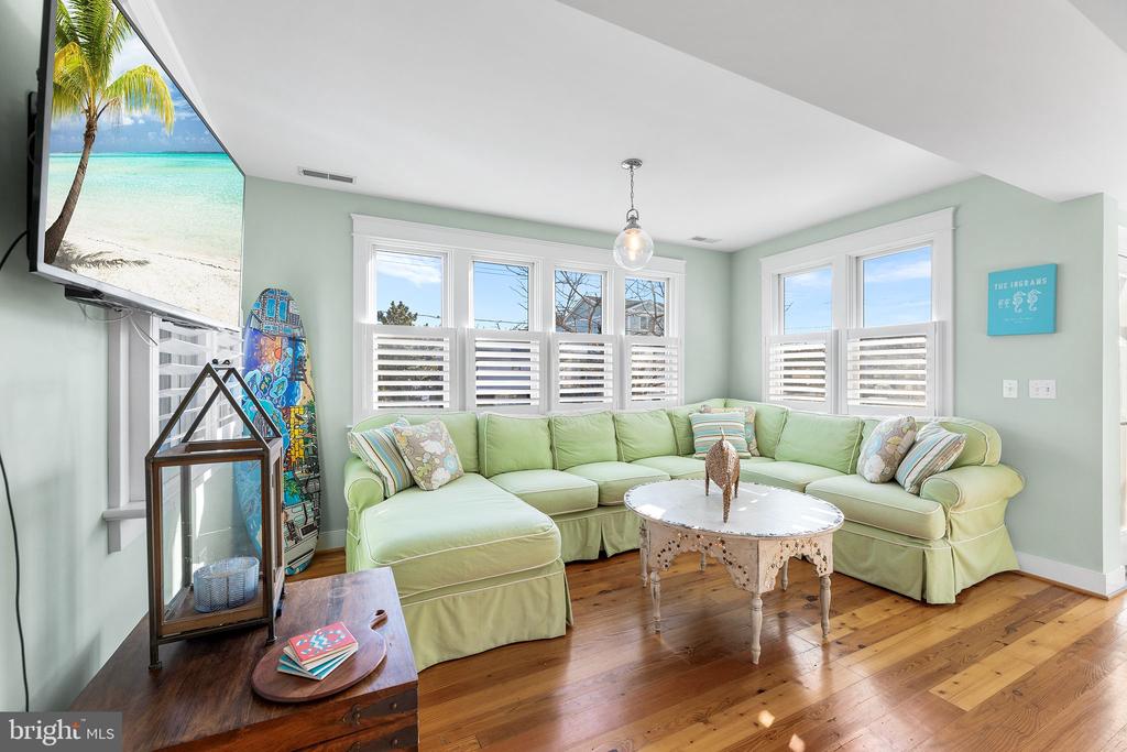 41 N Atlantic Ave