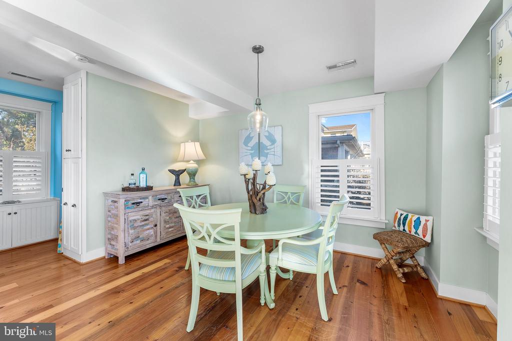 41 N Atlantic Ave