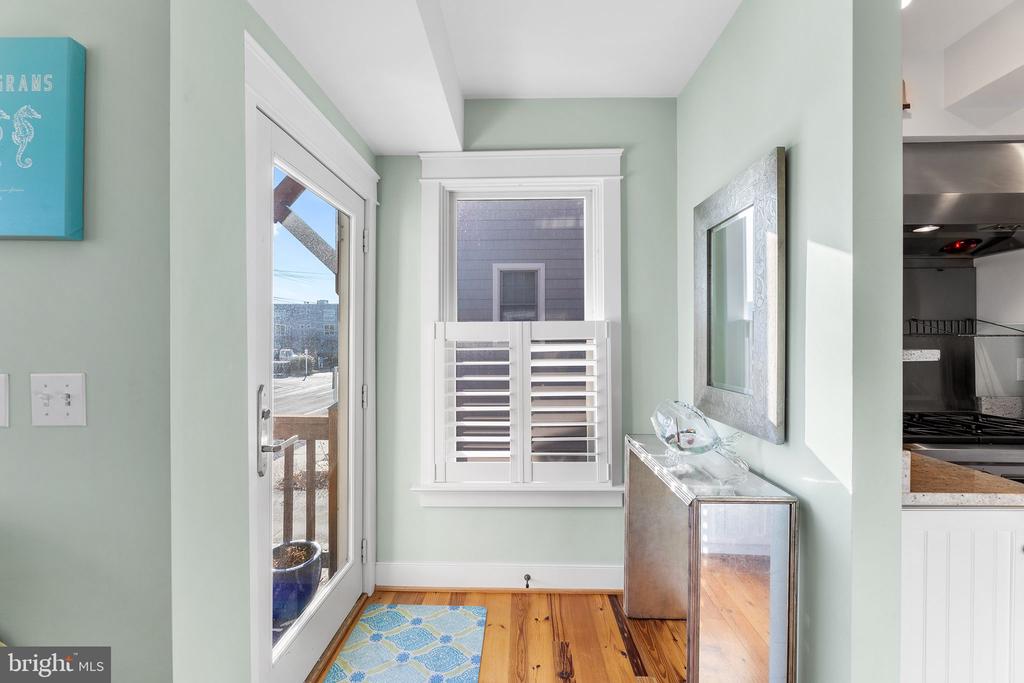 41 N Atlantic Ave