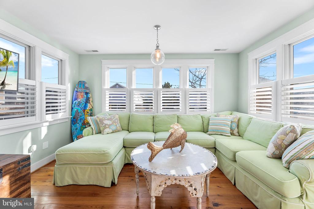 41 N Atlantic Ave