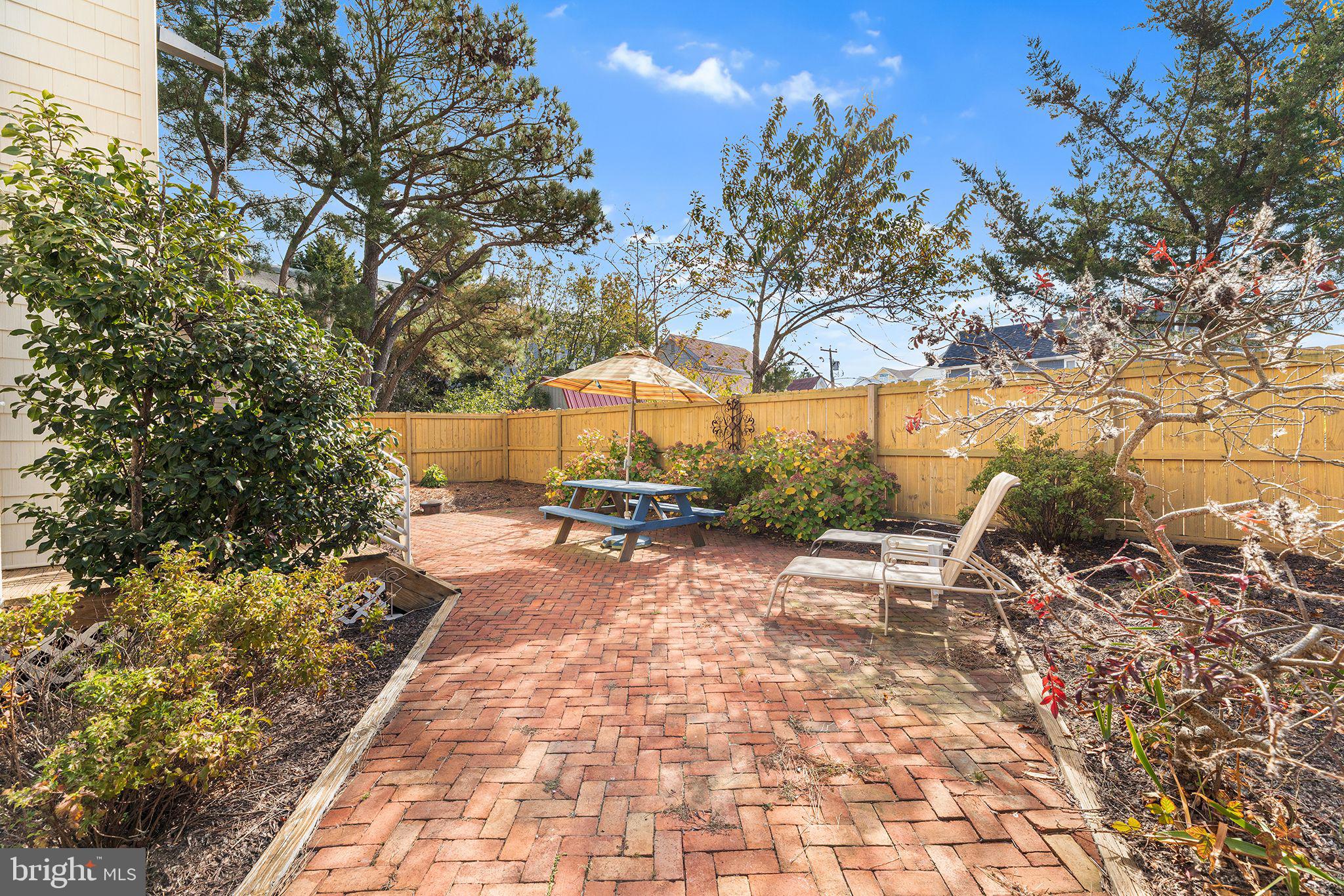 40126 W VIRGINIA AVENUE