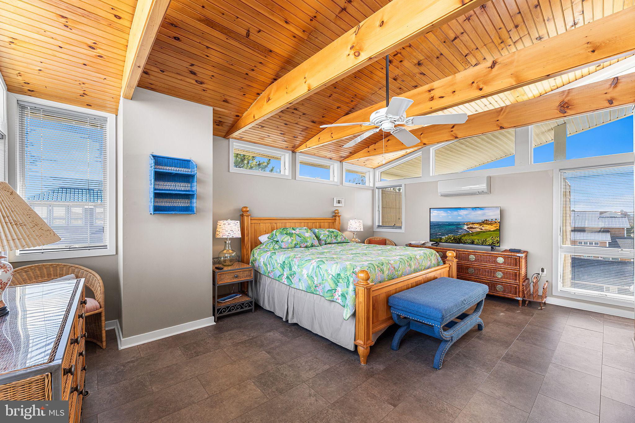 40126 W VIRGINIA AVENUE