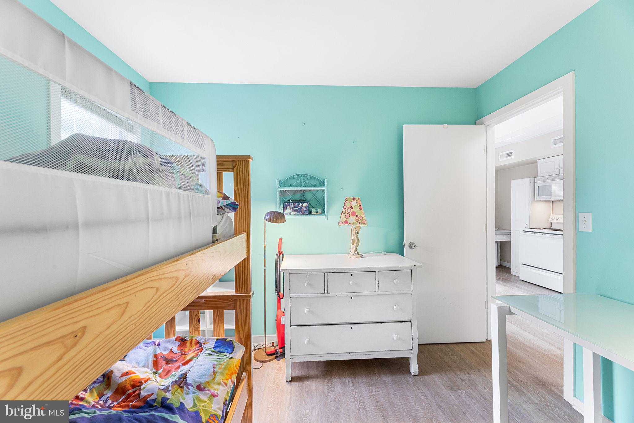 40126 W VIRGINIA AVENUE