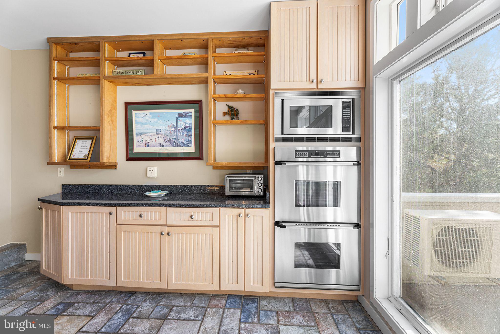 40126 W VIRGINIA AVENUE