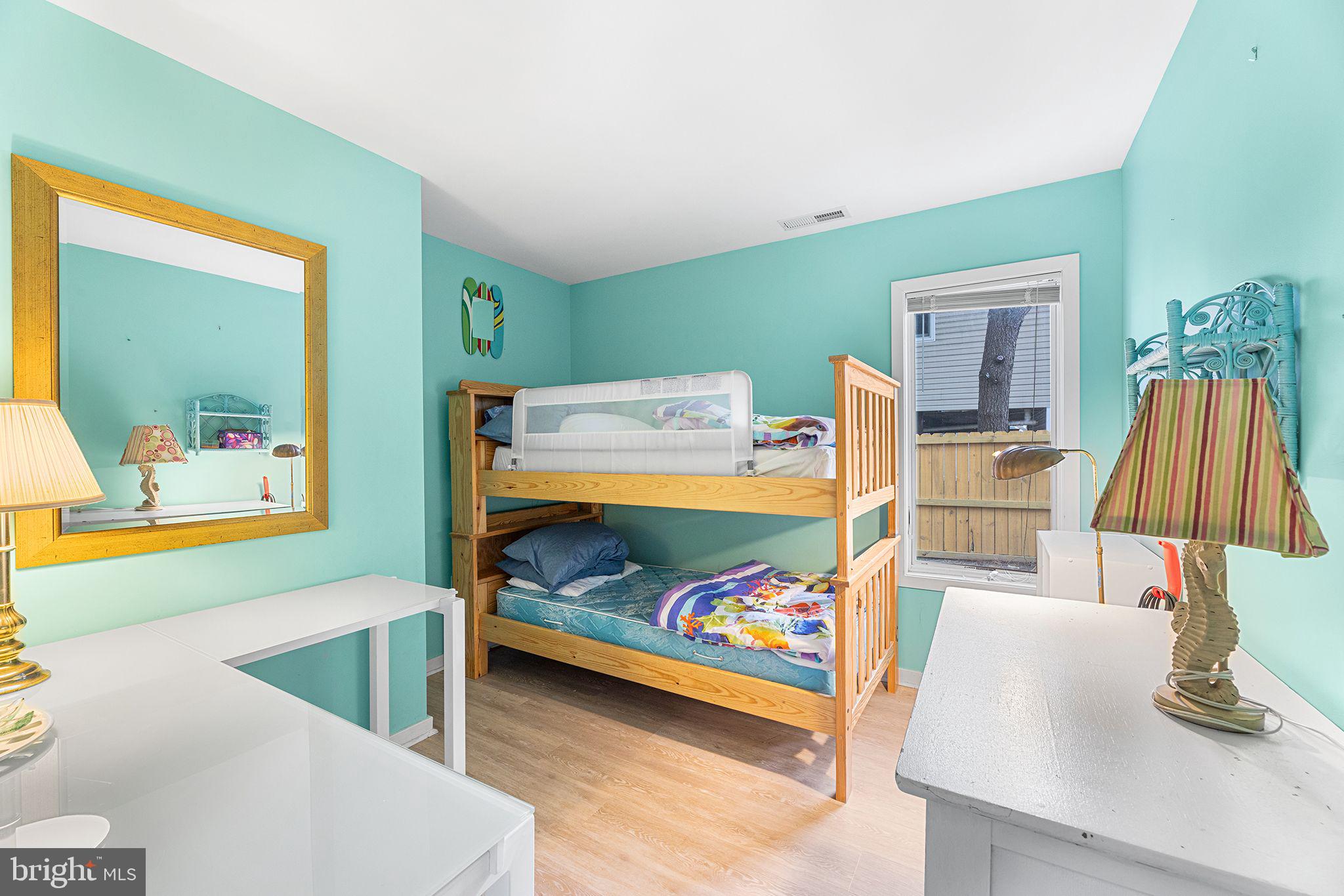 40126 W VIRGINIA AVENUE