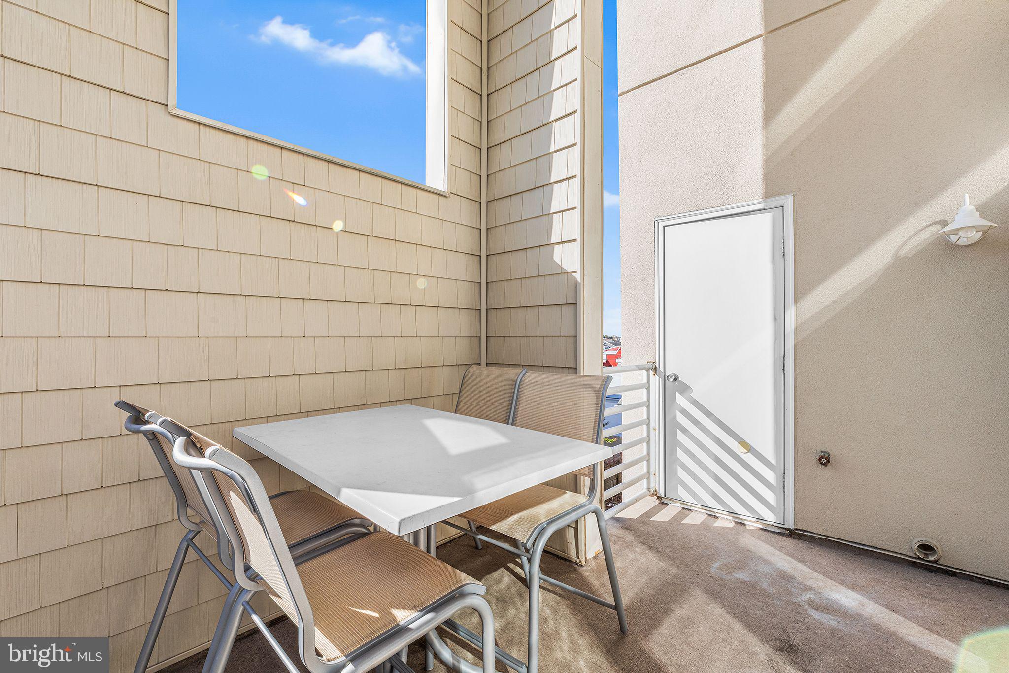 40126 W VIRGINIA AVENUE