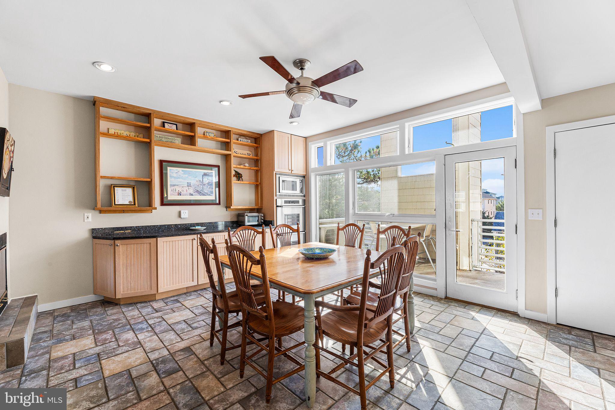 40126 W VIRGINIA AVENUE