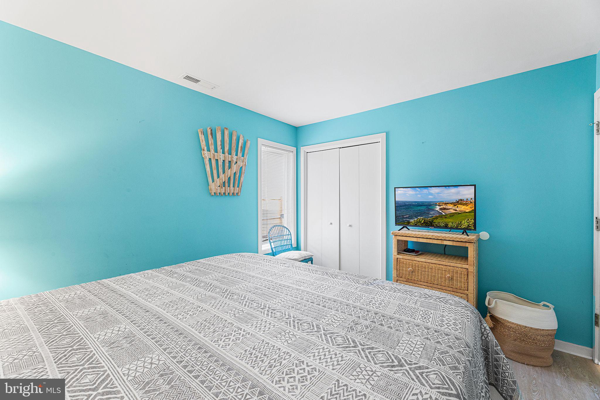 40126 W VIRGINIA AVENUE