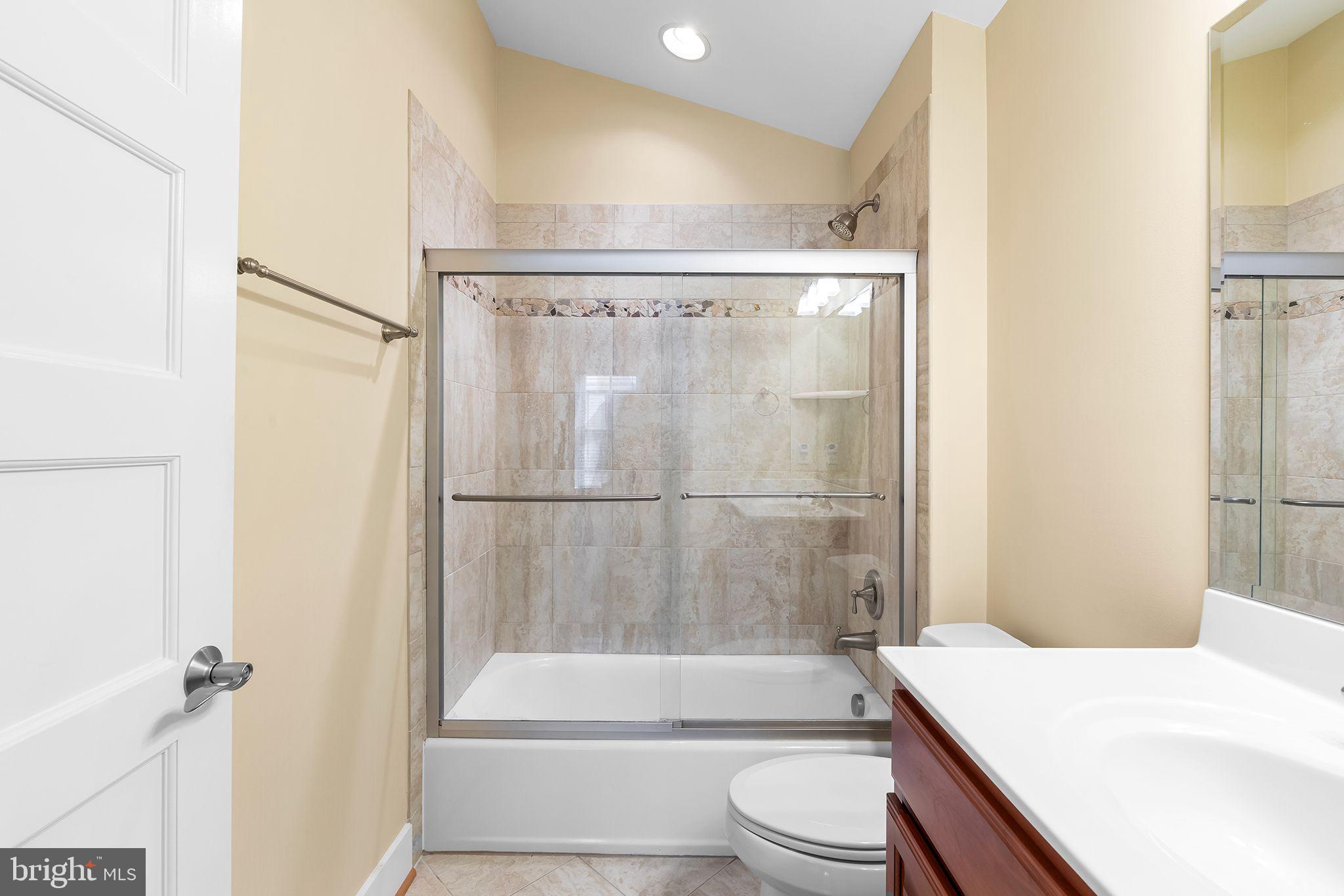 36039 INDIGO BUNTING COURT 2