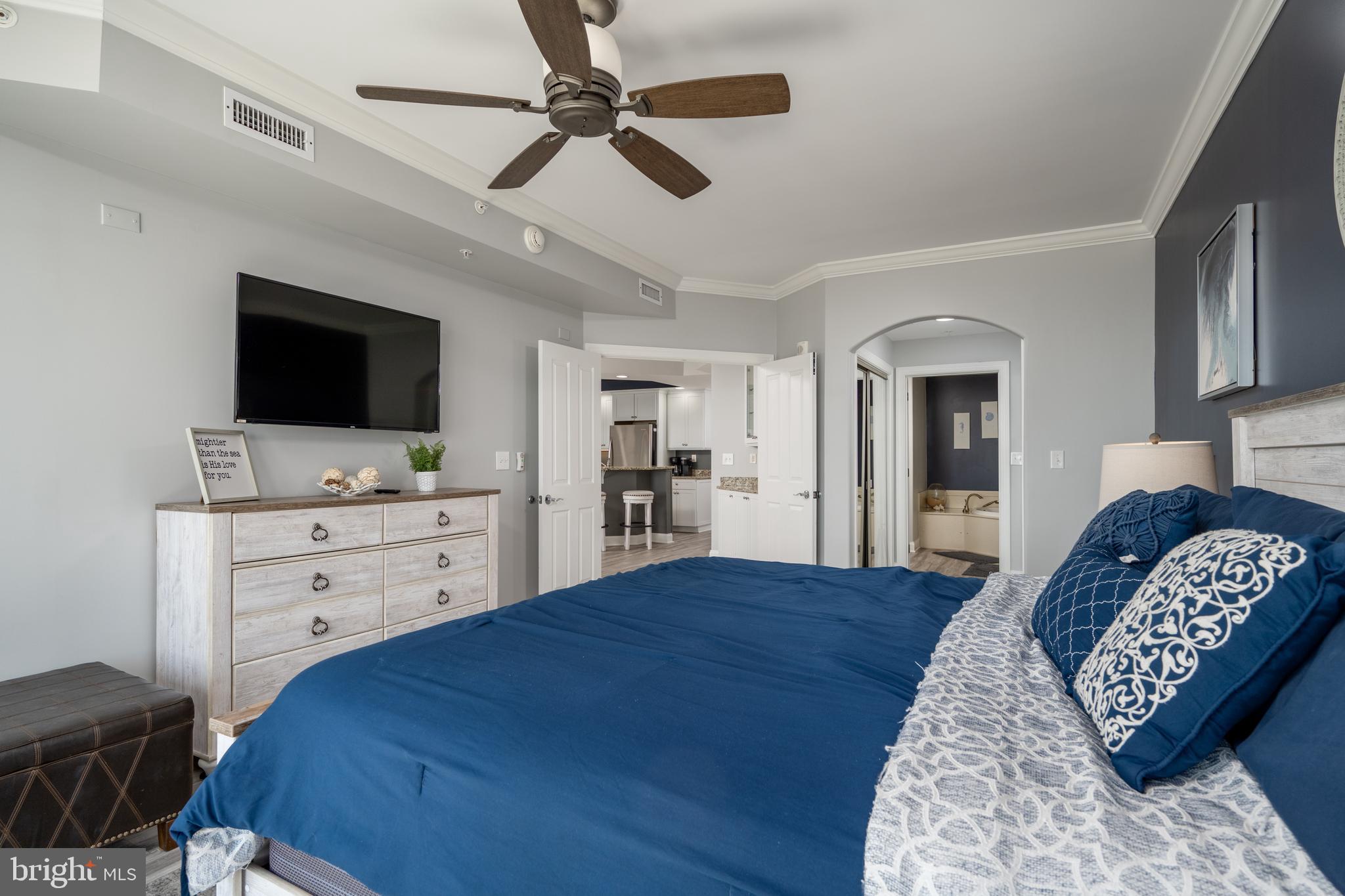 2 Dorchester STREET Unit: 605