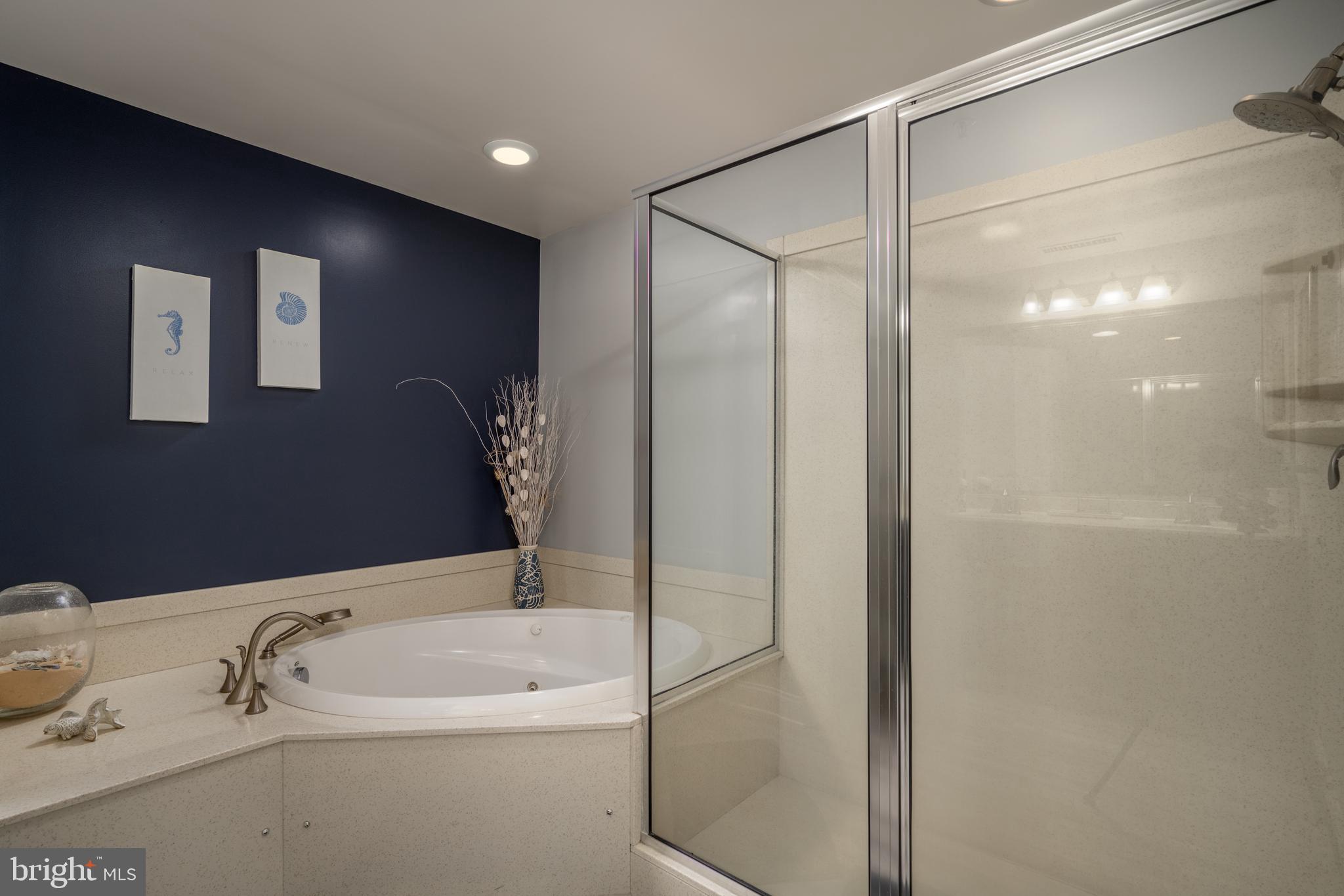 2 Dorchester STREET Unit: 605