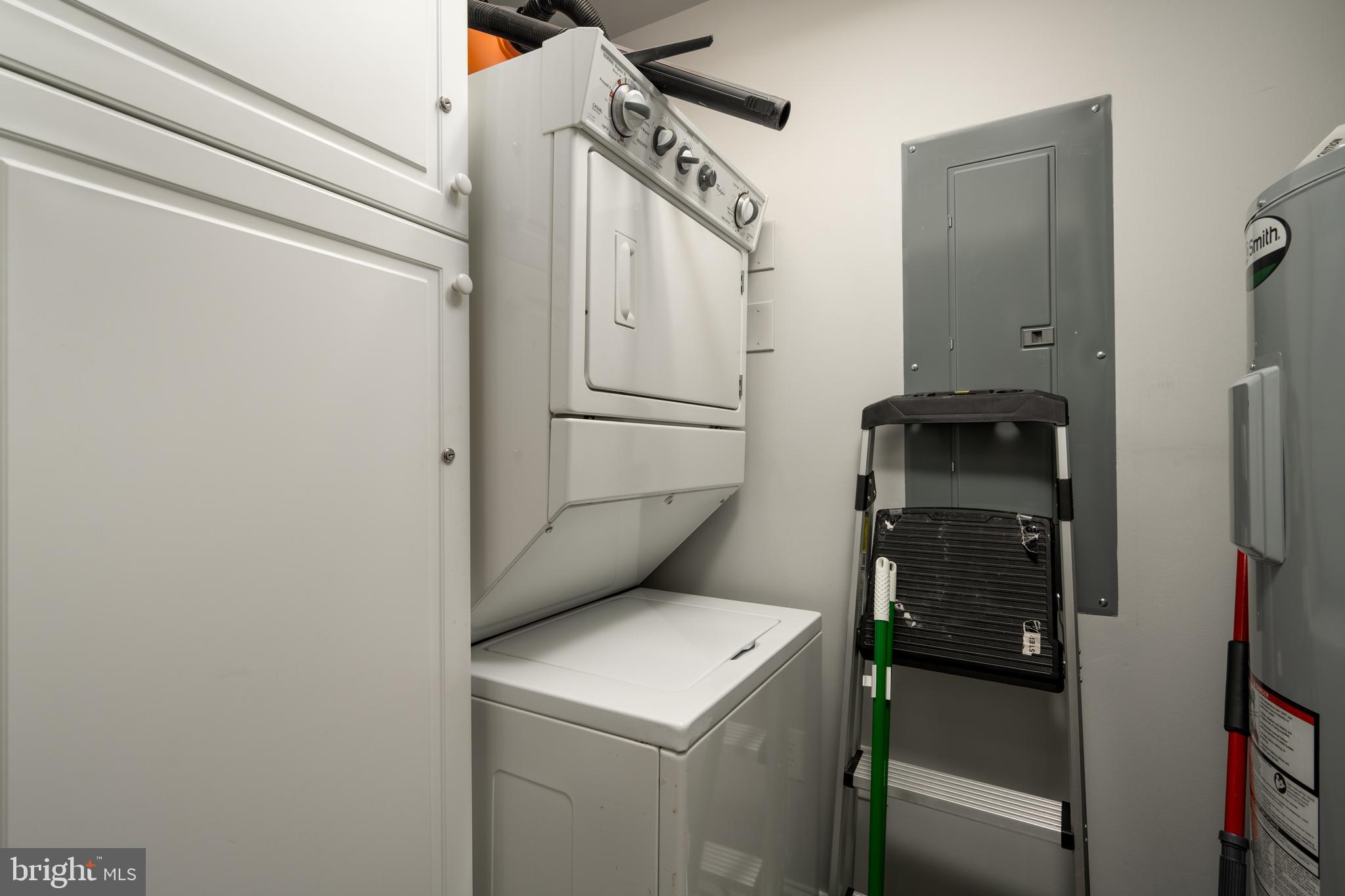 2 Dorchester STREET Unit: 605