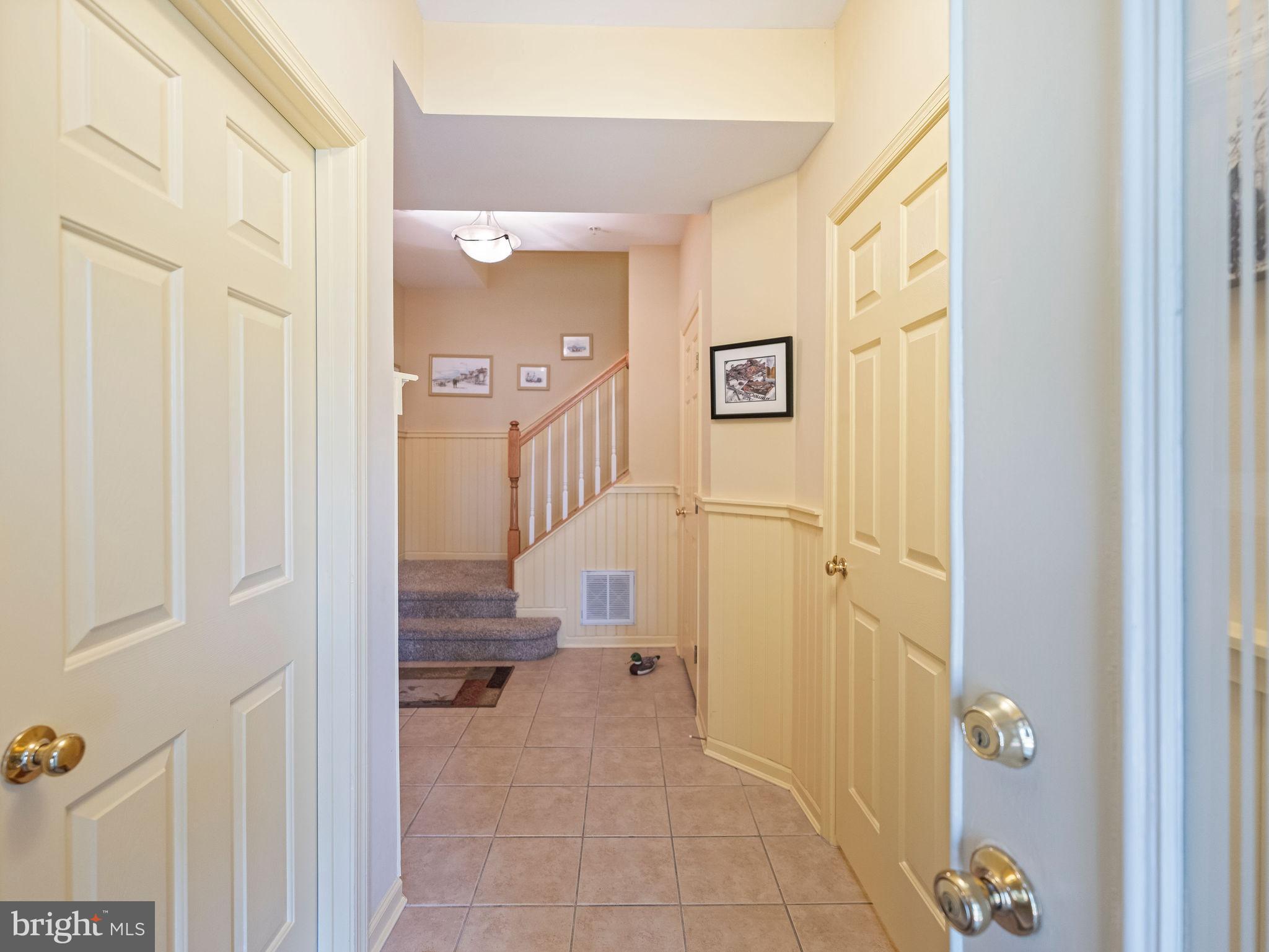 22 Canal Side Mews W