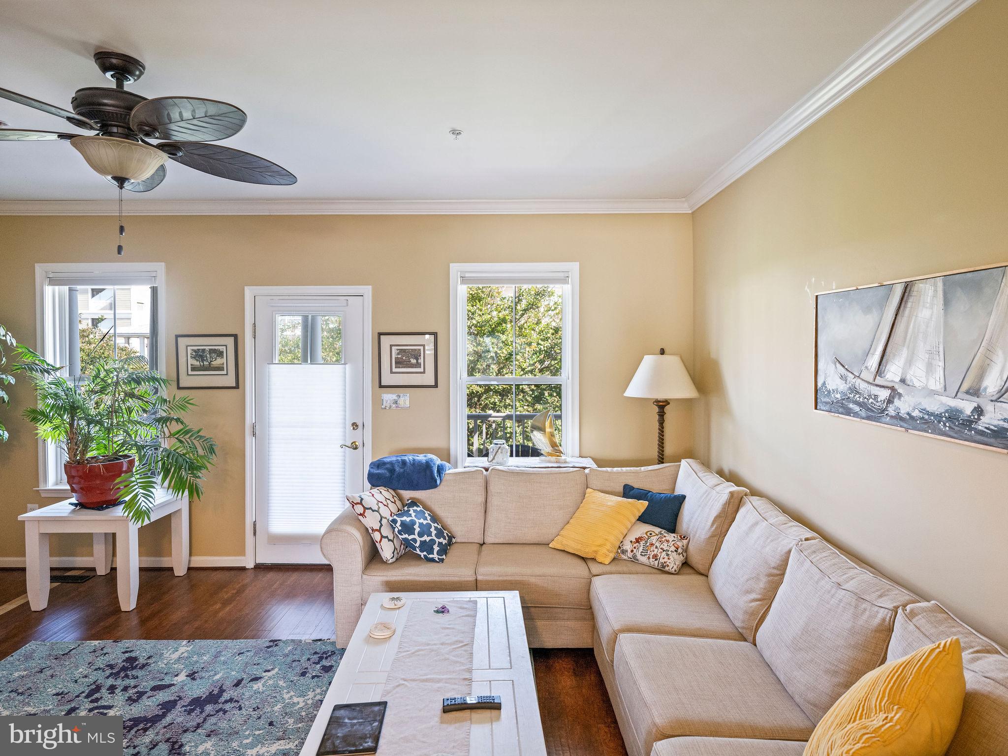 22 Canal Side Mews W