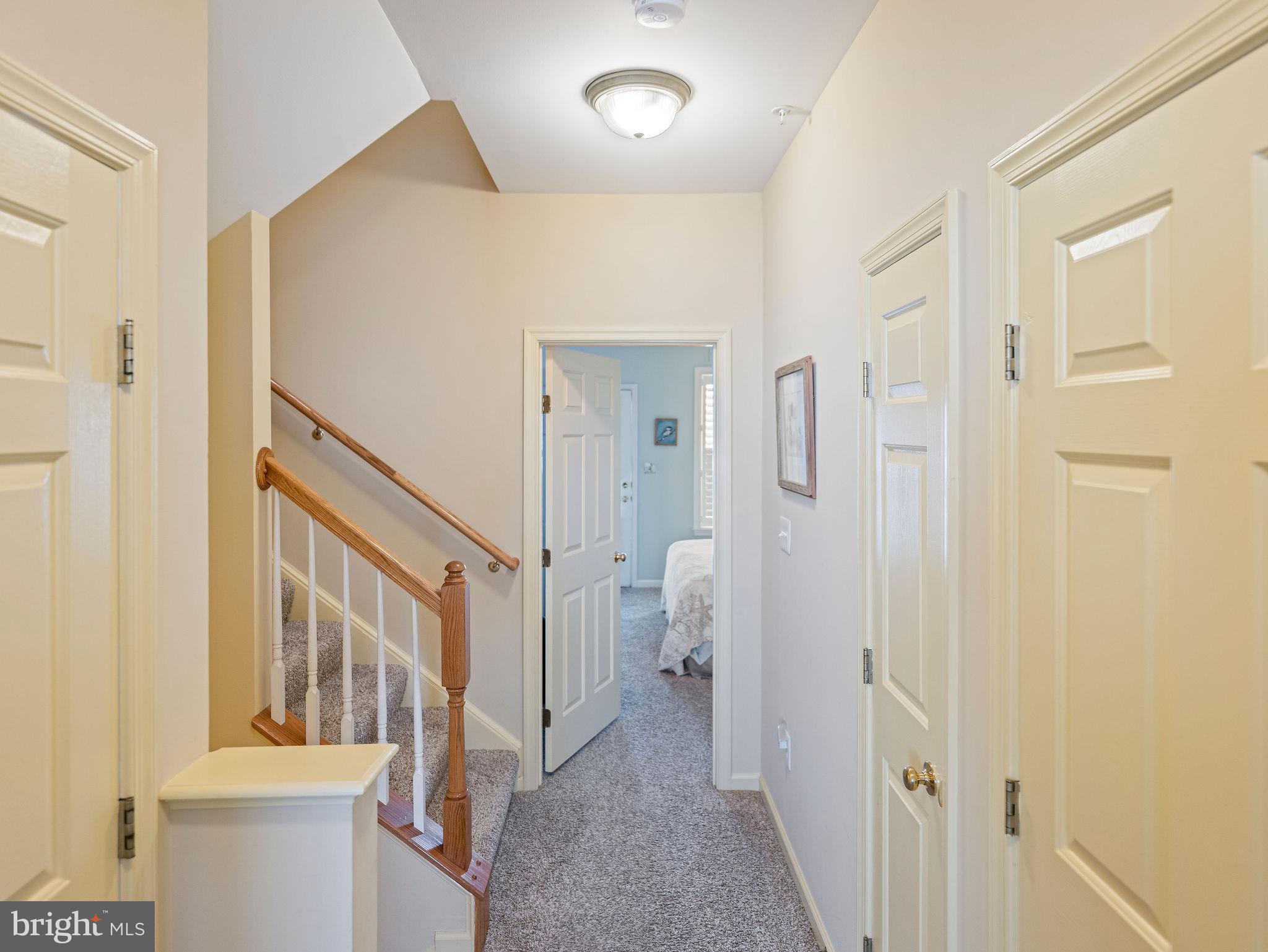 22 Canal Side Mews W