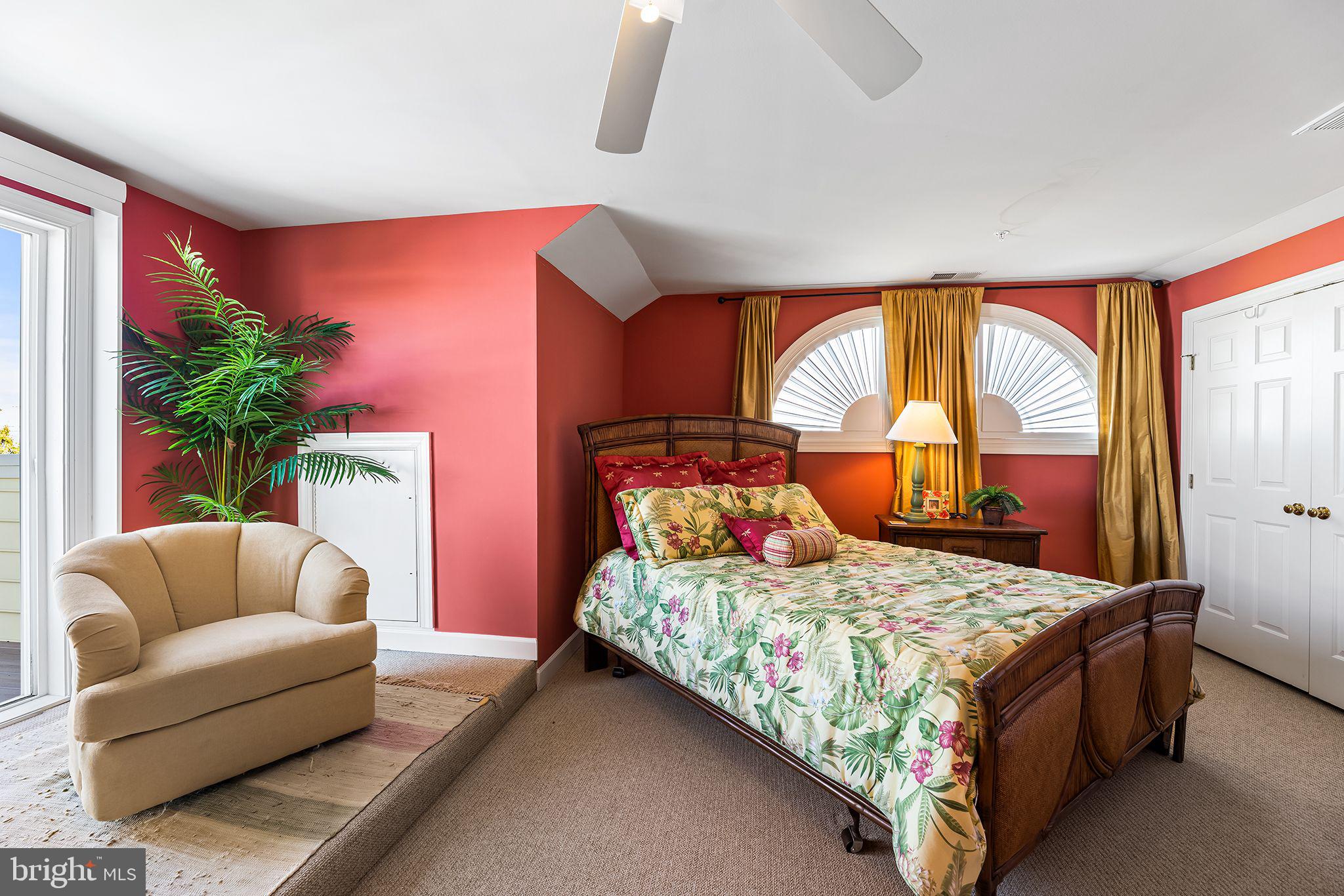 33 Island Edge DRIVE