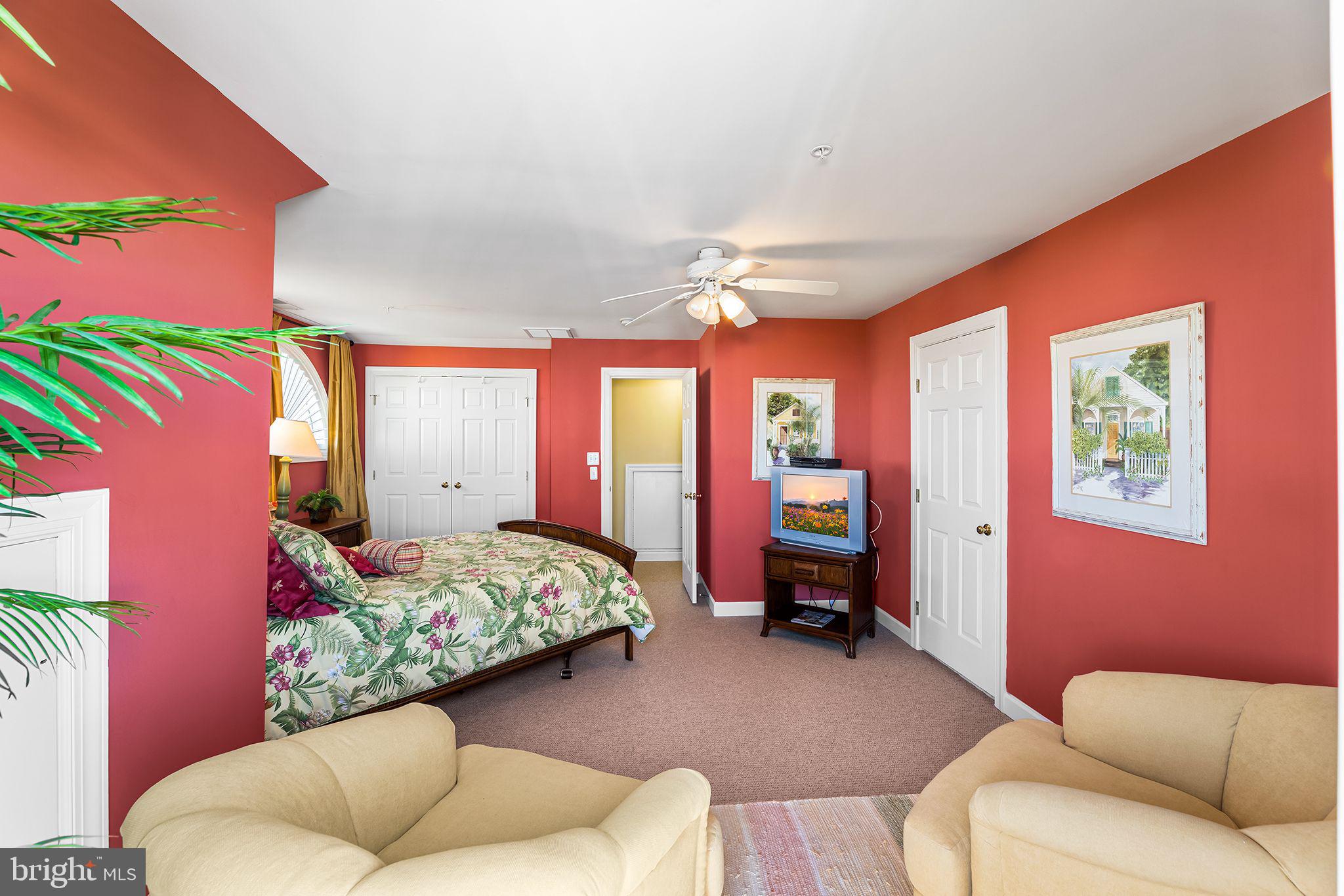 33 Island Edge DRIVE