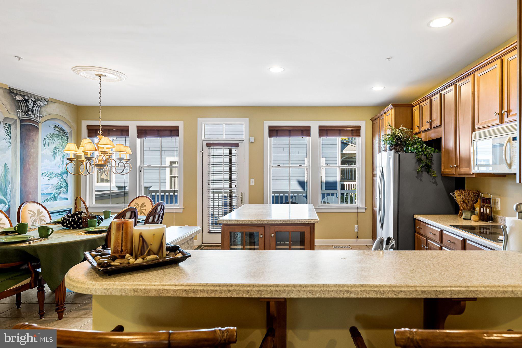 33 Island Edge DRIVE