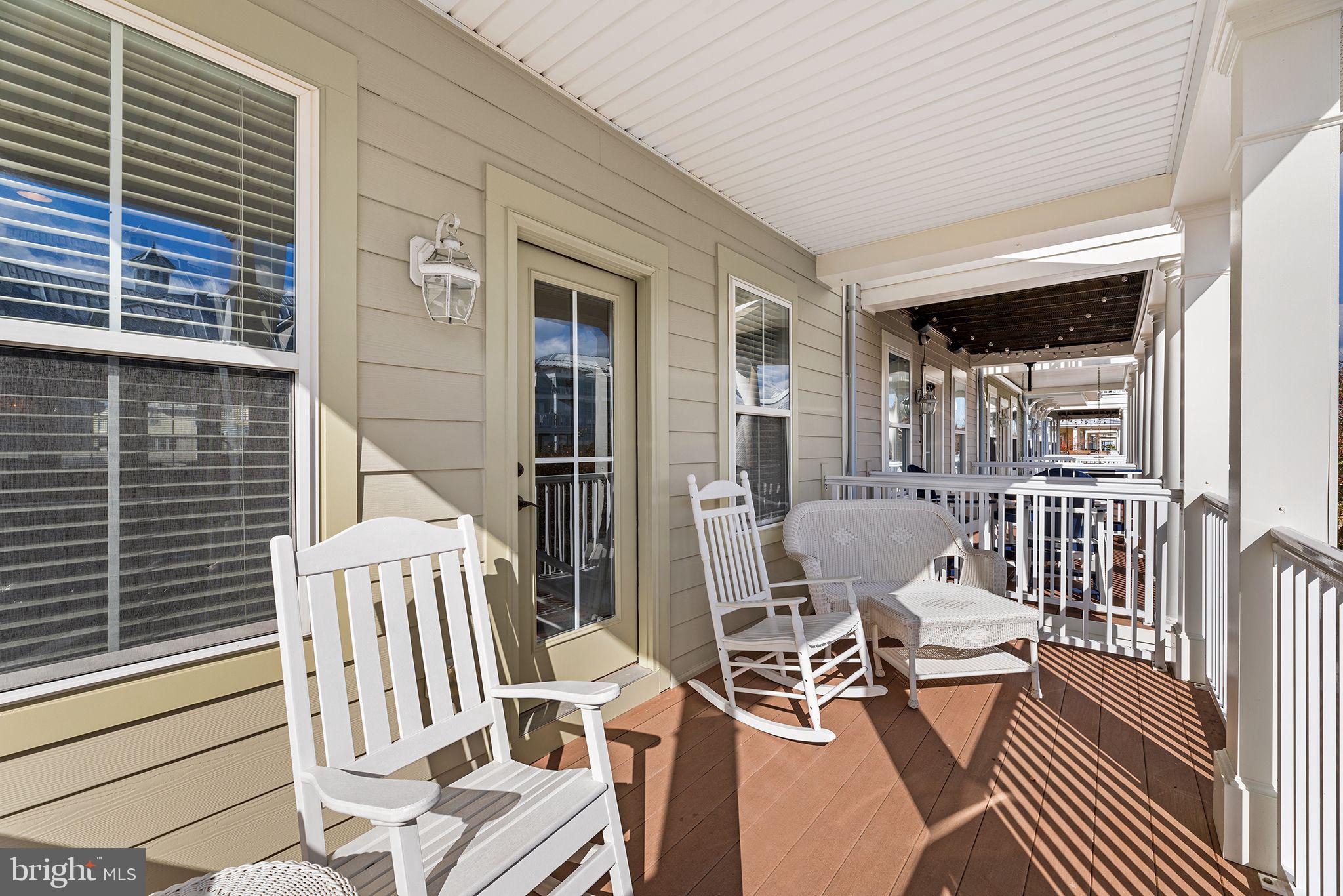 6 Canal Side Mews W